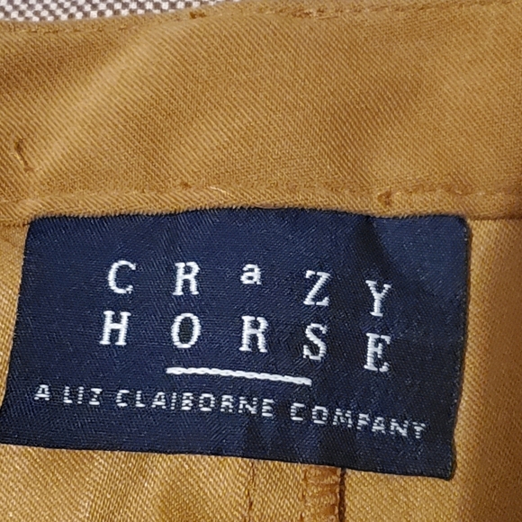 CRAZY HORSE A LIZ CLAIBORNE WOMENS SKIRT SIZE 8 Tan Suede Feel - Picture 7 of 11
